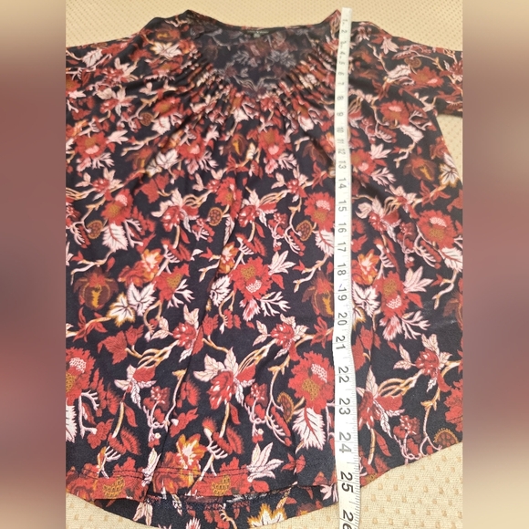 Lucky Brand Womens Size Medium Blue Floral 3/4 Sleeve V-Neck Blouse Top - Picture 7 of 8